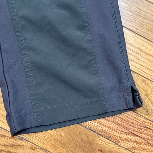 Nike Dry Fit Work Out Capris - Picture 6 of 6